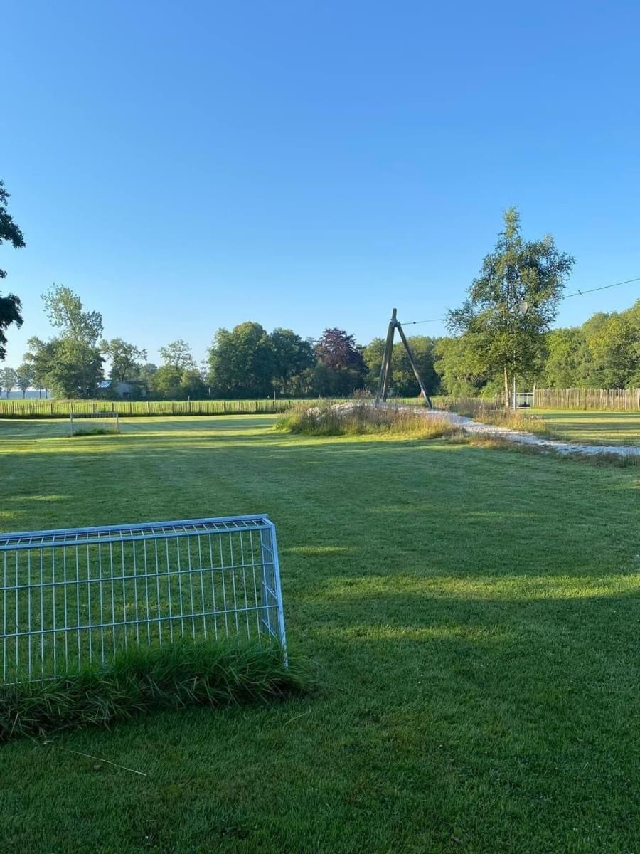 Pipowagens Bij Pannenkoekenrestaurant & Camping De Koppenjan 'Een Uniek Verblijf Met Kinderspeelboerderij' Jubbega-Schurega Exterior photo